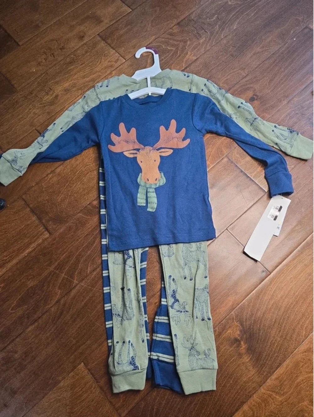 3t brand new pajamas from carter's item 253G7